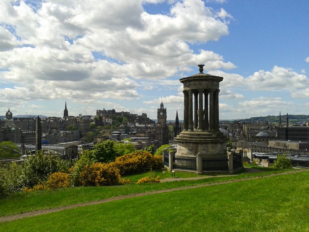 Edinburgh: The Ultimate Guide